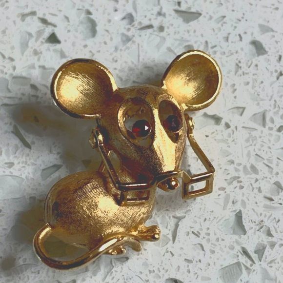 Mouse Brooch - Picture 3 of 6